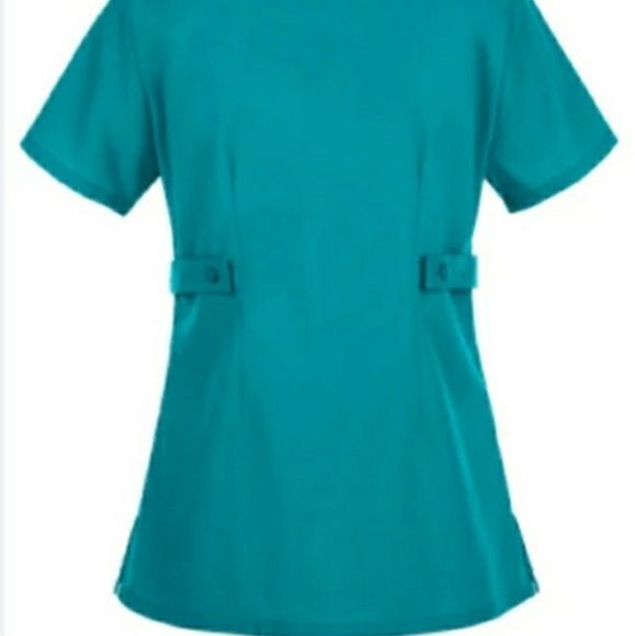 Scrub Top - Picture 2 of 3